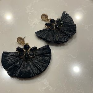 Fun black and gold earring